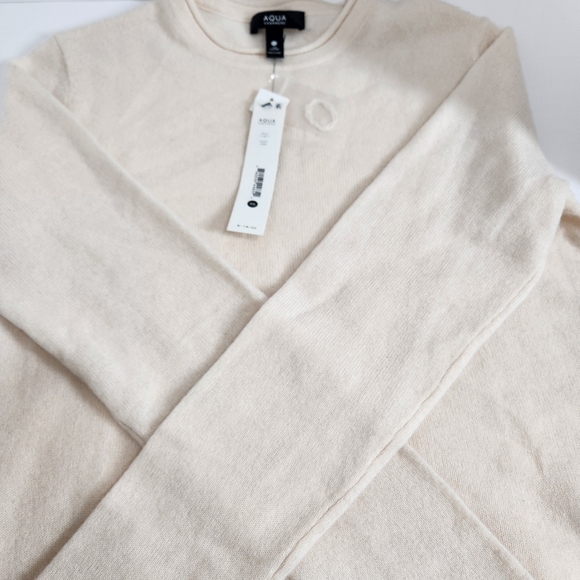 Aqua Cashmere incredible soft sweater - Picture 8 of 8